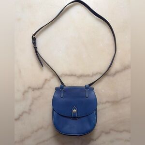 Dooney & Bourke 90s Vintage Navy Blue Smooth Leather Flap Crossbody Bag